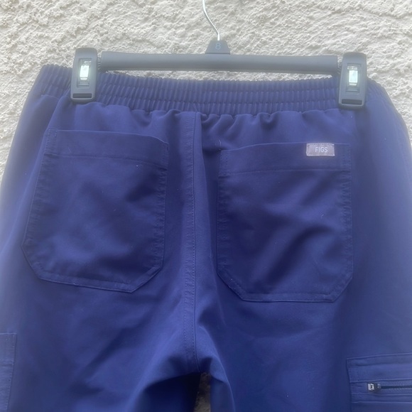 FIGS Navy Blue Technical Collection Med Scrubs Women's Size S - Picture 4 of 7